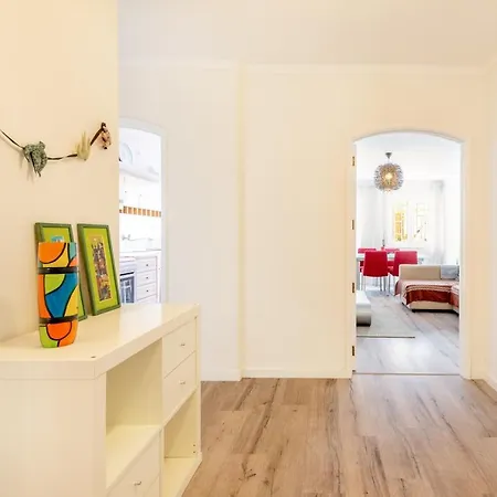 Lejlighed Guestready - Minimalist Downtown Apt With Terrace *