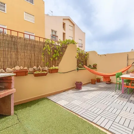 Lejlighed Guestready - Minimalist Downtown Apt With Terrace